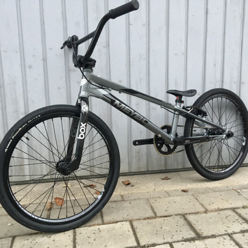 expert bmx race bike