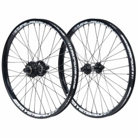 stay-strong-disc-reactiv-20-x-175-wheelset-black_000